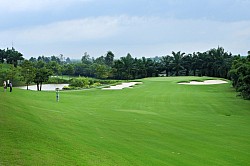 隆城高爾夫球場